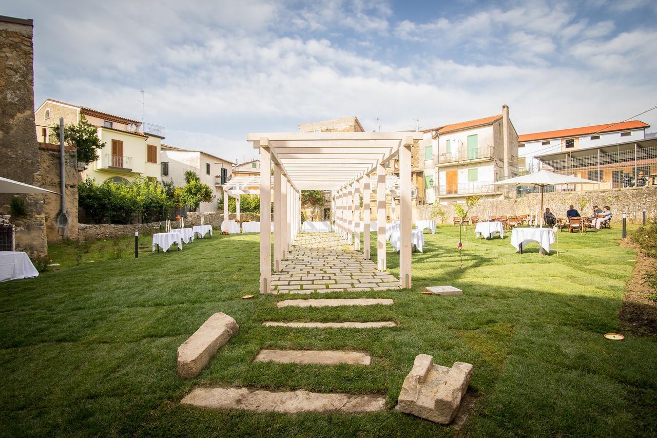 Residenza Palazzo Di Lorenzo Ceraso Bagian luar foto