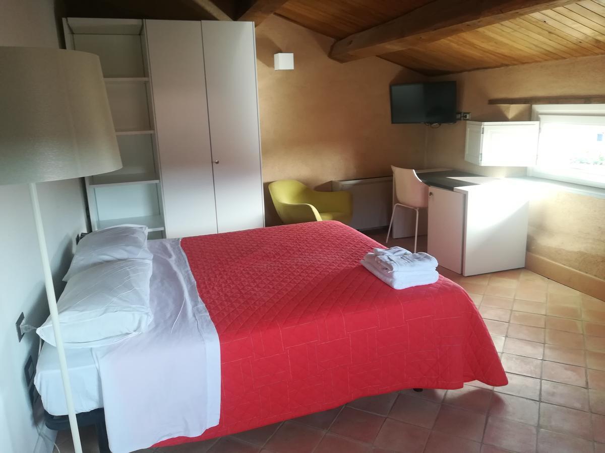 Residenza Palazzo Di Lorenzo Ceraso Bagian luar foto